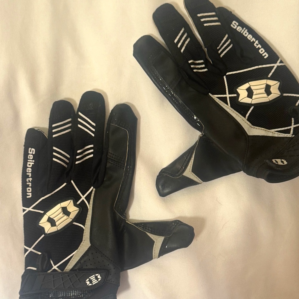 Seibertron Football gloves